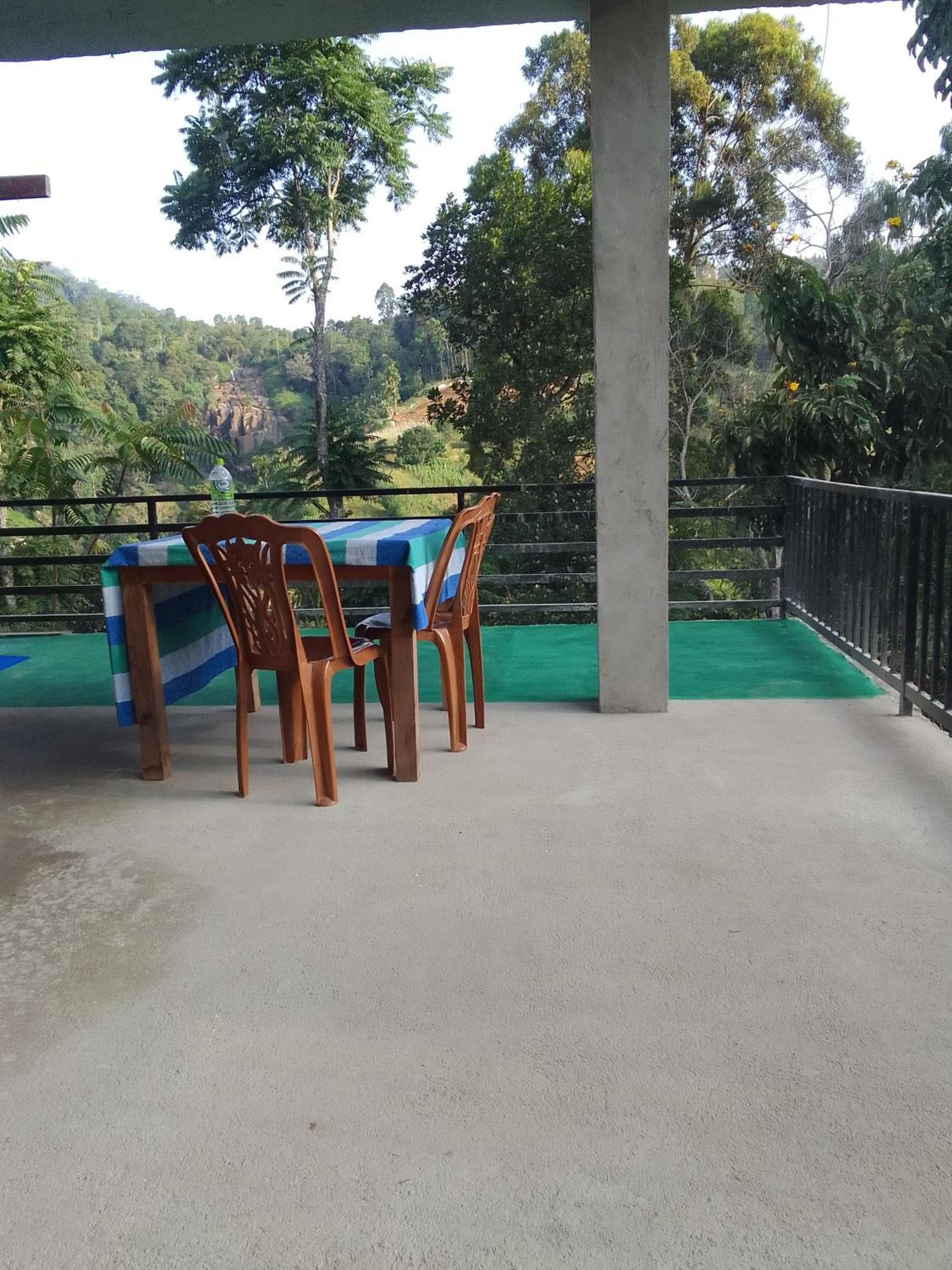 Nature'S Glow Home Stay And Restaurant Ella Extérieur photo