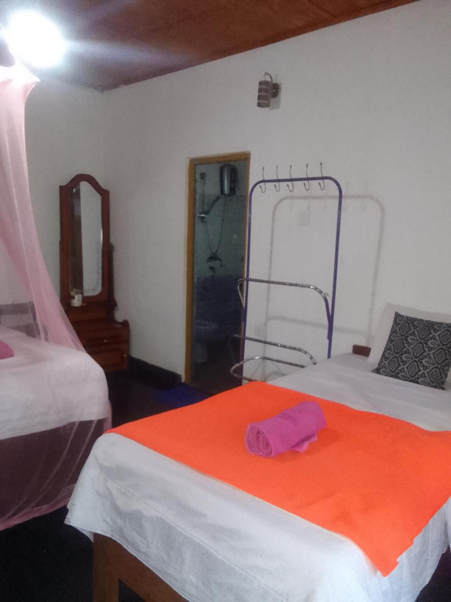 Nature'S Glow Home Stay And Restaurant Ella Extérieur photo